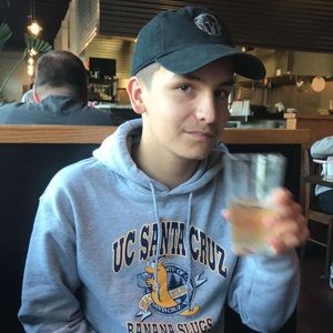 Meet your Posher, Gabriel